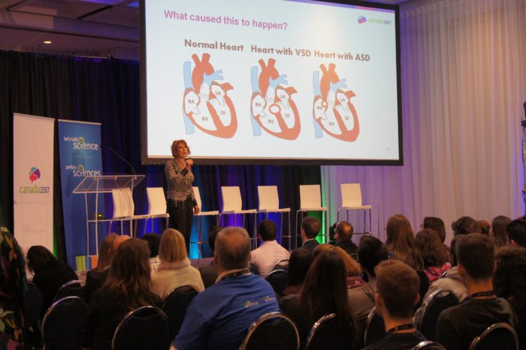 Mona Nemer a vanté les sciences aux élèves de troisième secondaire.