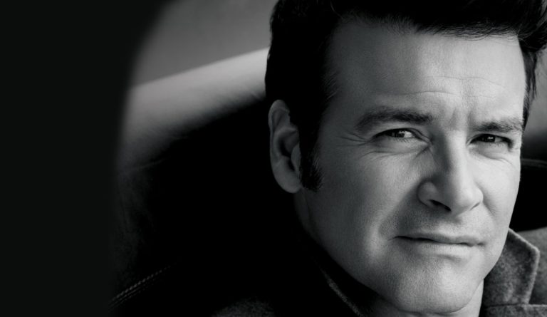 Roch Voisine et ses quatre musiciens seront en spectacle ce mercredi 29 novembre, à 20h, à la salle André-Mathieu (475, boulevard de l'Avenir). Information: 450 667-2040.