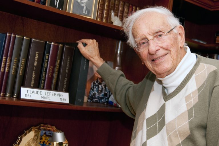 L’ex-maire Claude U. Lefebvre s’éteint à l’âge de 86 ans Claude Ulysse Lefebvre a été maire de Laval de 1981 à 1989.