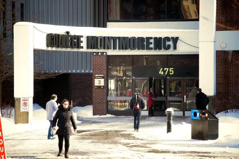La formation continue en constante évolution Le Service de la formation continue du Collège Montmorency accueille annuellement plus de 800 personnes à l’un des quelque 15 programmes menant à une attestation d’études collégiales (AEC) ou au diplôme d’études collégiales (DEC).
