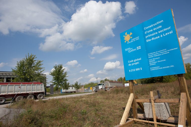 Début de la construction de la nouvelle école de Sainte-Rose La nouvelle école est construite à proximité du pavillon Arthur-Buies, de l’école L’Aquarelle.