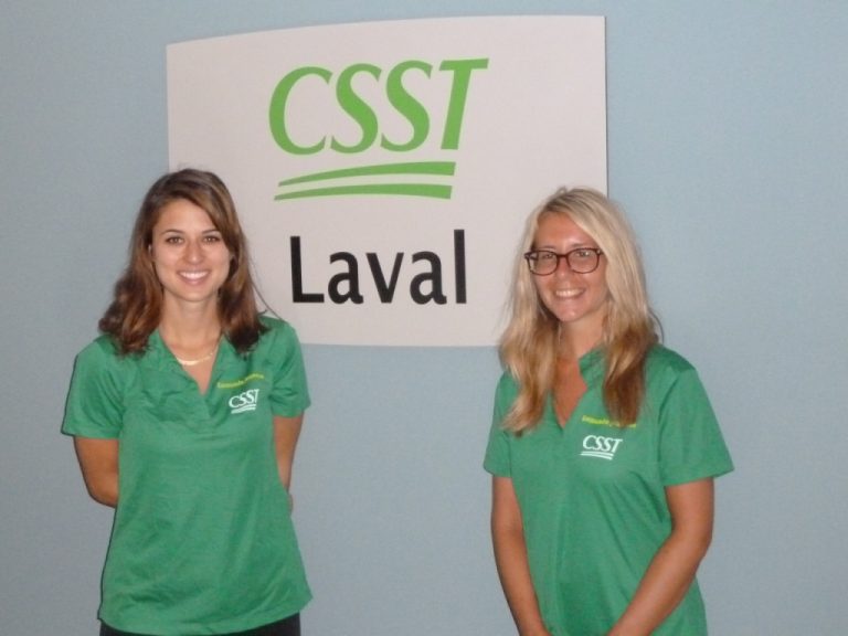 Retour de l’Escouade jeunesse de la CSST L'Escouade jeunesse de la CSST-Laval est formée de Marie-Ève Julien et d'Ariane Dagemais-Beaulé.
