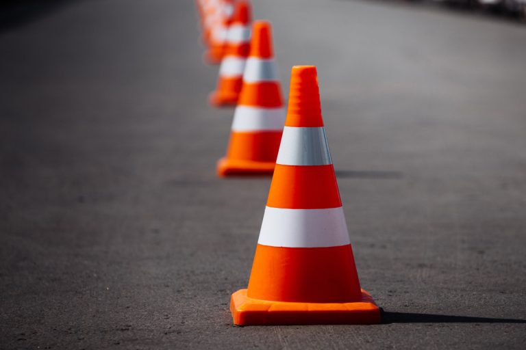 Trois étés de travaux sur le pont Louis-Bisson cônes oranges cône orange trafic