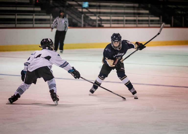 Hockey région Laval et le Collège Letendre s’unissent pour un projet novateur, alors que les Empereurs quitteront le réseau scolaire, la saison prochaine, pour évoluer au sein de la Ligue Intercités Laurentides-Lanaudière.