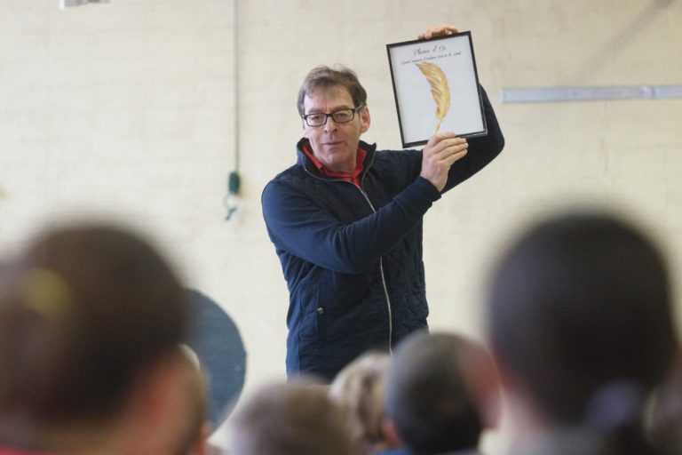 Retour du Grand concours d’écriture de Laval François Tardif, des Productions Le p'tit monde, invite la population, plus particulièrement les enfants du primaire, à prendre part à ce concours. (Photo TC Media - Mario Beauregard)