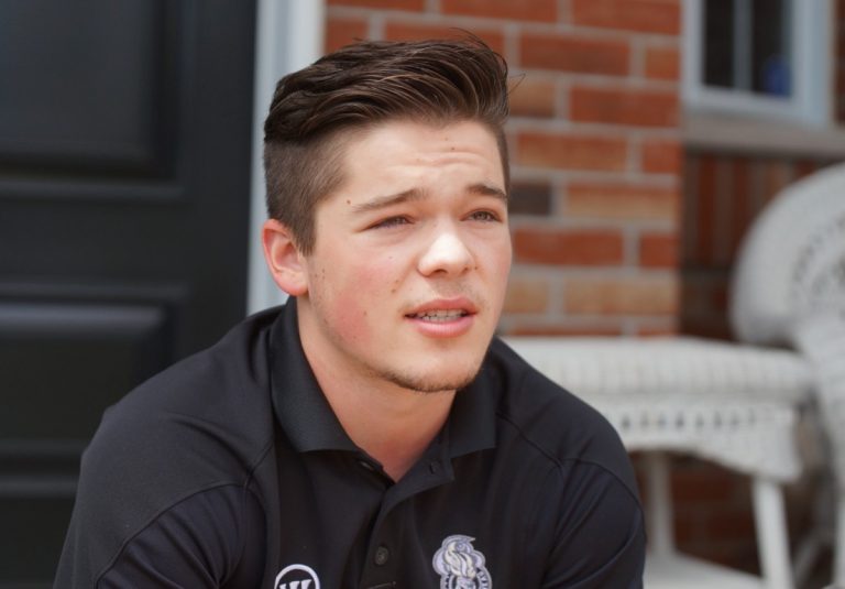 Gabriel Bilodeau, de Sainte-Dorothée, sera à Buffalo le samedi 25 juin en espérant entendre une équipe de la LNH prononcer son nom, qui vient au 133e rang des meilleurs espoirs nord-américains.