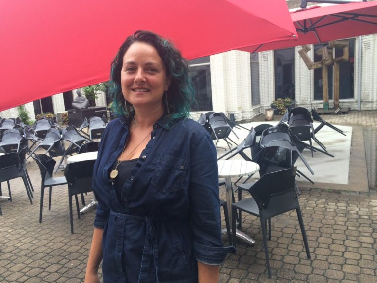 Comédienne et musicienne, Geneviève Néron a développé de plus en plus ses dons d'animatrice, ce qui en fait aujourd'hui son principal métier. (Photo TC Media)