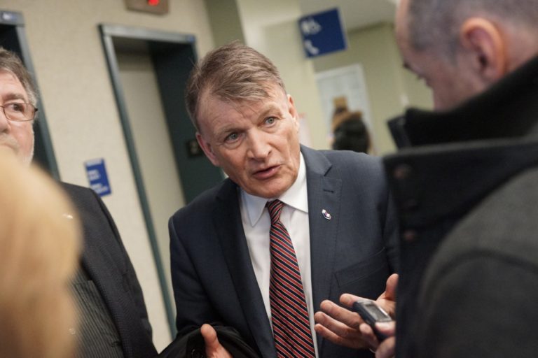 Jean-Claude Gobé, chef de l'opposition.