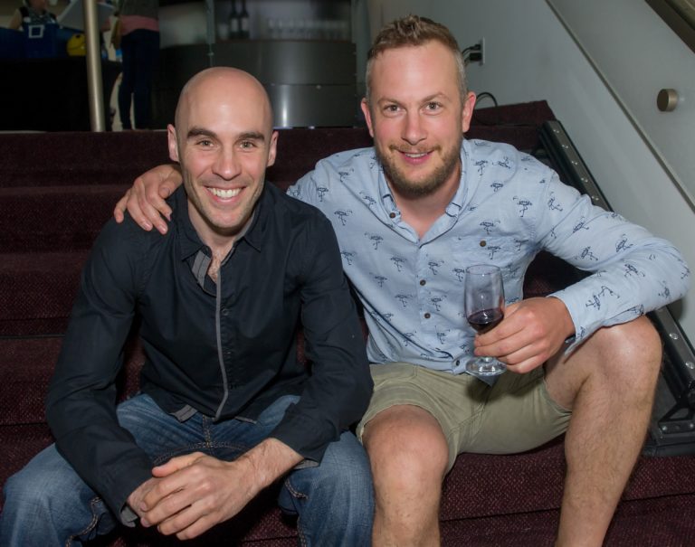 Une Grâce Matinée au dynamisme contagieux Jean-François Pinard, bassiste, et Martin Giroux, chanteur et guitariste du groupe Grâce Matinée. Absents de la photo: Isabelle Verret et Dave Benoît. (Photo TC Media - Vincent Graton)