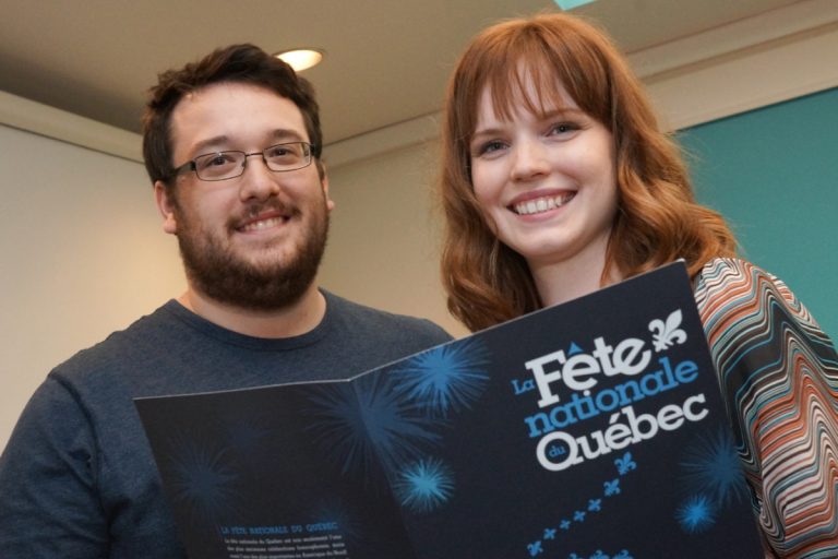 Vélo, parades, activités nautiques et spectacles pour la Saint-Jean Katherine St-Laurent et Julien Lavoie-Leblanc, deux Lavallois et membres du groupe Raccord.(Photo TC Media - Mario Beauregard)