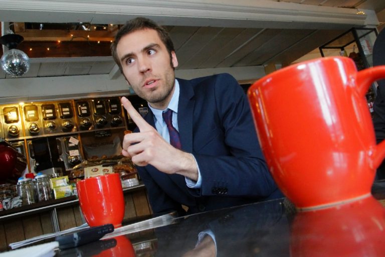 Jean Habel veut préserver le cachet du Vieux Sainte-Rose Le jeune liberal Jean Habel aspire à devenir le prochain député de Sainte-Rose.