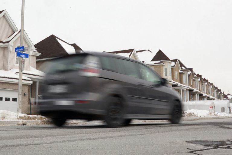 La demande citoyenne en faveur d'un arrêt sur la rue Justin, angle Jérémie, à Fabreville, a été rejetée pour une troisième fois.