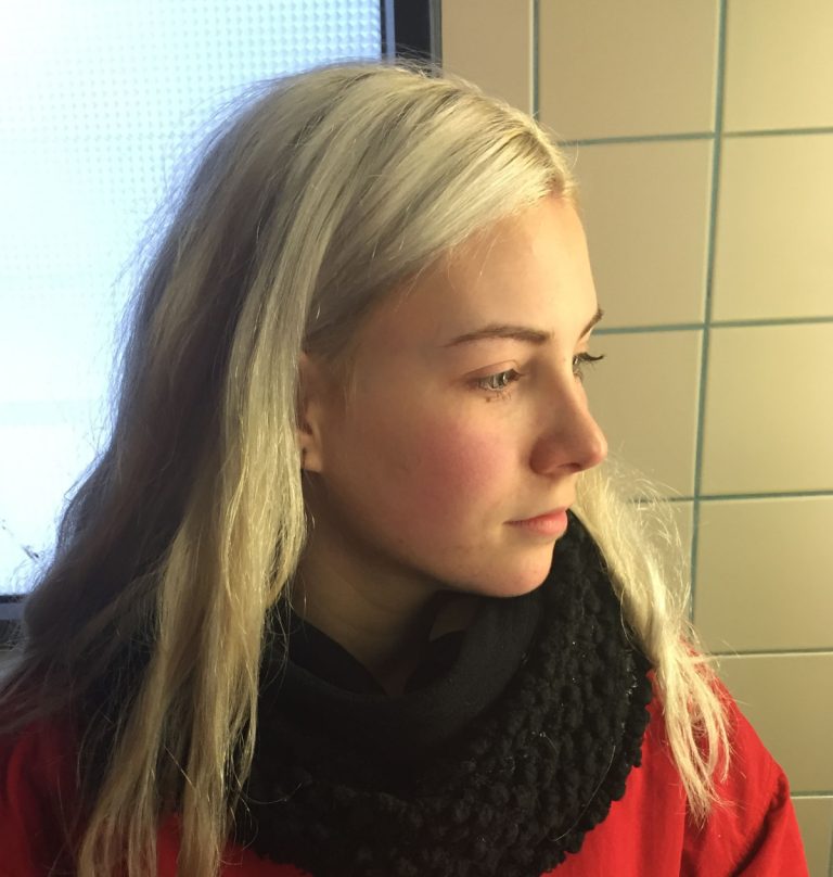 Kelly Martin Nolet retrouvée saine et sauve à Montréal Le père de Kelly Martin Nolet craignait qu'elle ait été entraînée en dehors du Québec par un réseau relié à la prostitution. (Photo gracieuseté)