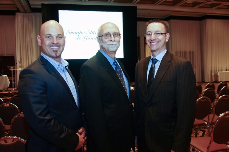 Soirée de réseautage d’affaires exceptionnelle… Karl Bourque, président, Gestion Conseils BIA inc.; Me Marc Jolin, fiscaliste, conférencier et Daniel Arsenault, directeur exécutif, Retraite à domicile.