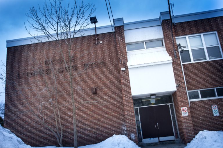 L’école L'Orée-des-Bois serait agrandie de 20 locaux dès la rentrée 2015 pour faire face à la croissance de la clientèle dans ce secteur.