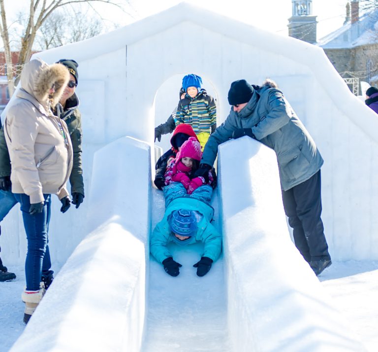Laval en blanc se transporte au parc des Prairies Un mini parc d'attractions sera à la disposition des petits et grands. (Photo TC Media - Vincent Graton)