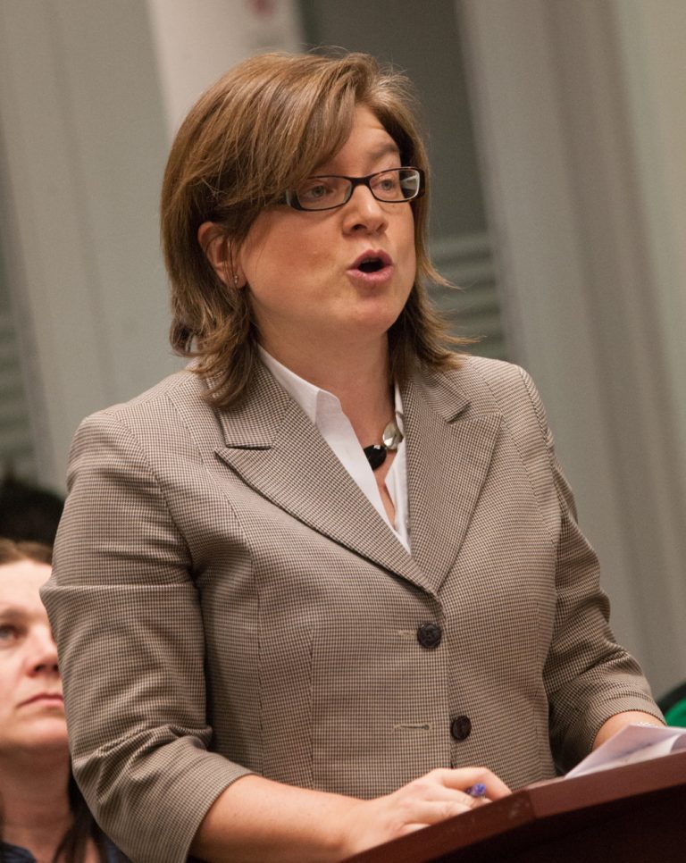 Linda Plante est également venue appuyer la cause des parents, puisque son fils, Thomas, en maternelle à l’école Les Trois-Soleils, avait également bénéficié du statut de transfert obligatoire.