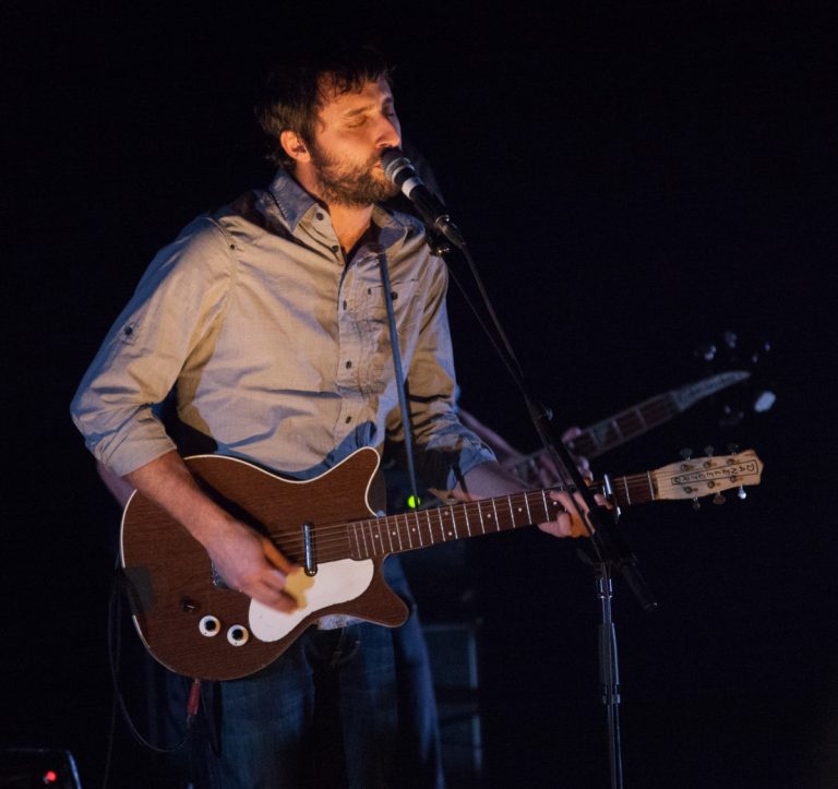 Louis-Jean Cormier: Tombé dans la marmite chorale quand il était petit Louis-Jean Cormier, avec la complicité de Gregory Charles, proposera des interprétations sortant de l'ordinaire. (Photo TC Media - Archives)