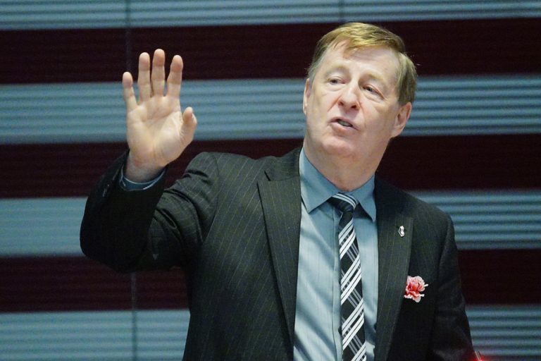Le maire défend le poste de la conjointe d’un élu Marc Demers, maire de Laval.