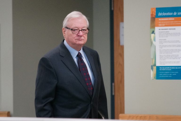 Pour ne pas nuire au procès criminel intenté contre Gilles Vaillancourt et ses 33 coaccusés, les quelques 80 pages consacrées au chapitre «Laval» ont été pratiquement toutes caviardées du rapport de la Commission d'enquête sur l'octroi et la gestion des contrats publics dans l'industrie de la construction (CEIC).