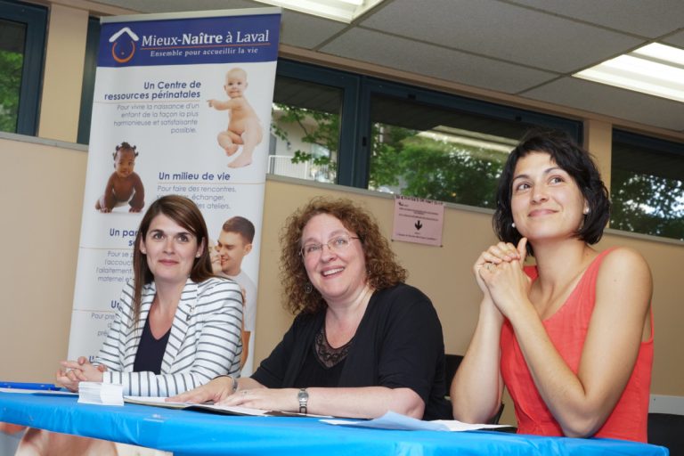 Mieux-Naître à Laval lance ses services en périnatalité Sandra Desmeules, conseillère municipale de Concorde-Bois-de-Boulogne, Lysane Grégoire, directrice générale de Mieux-Naître à Laval et Sandra Aresteanu, membre du conseil d’administration.