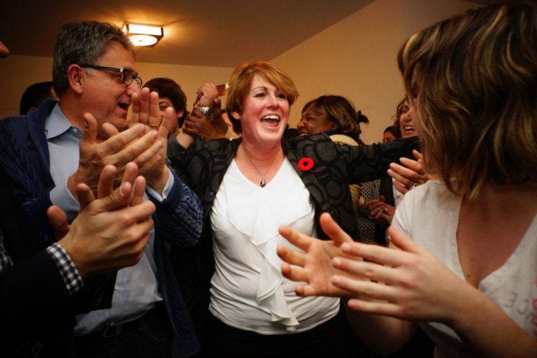 Monique Sauvé est élue dans Fabre Le comté de Fabre reste libéral avec la victoire de Monique Sauvé.
