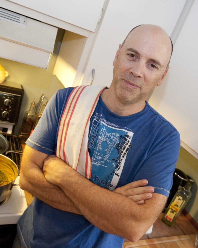 Il a préparé un souper presque parfait! Guy Normandeau a mérité le prix de 2000 $ au terme de sa semaine à l’émission «Un souper presque parfait». Il a reçu la plus haute note parmi les cinq cuisiniers en herbe. (Photo: Alarie photo)