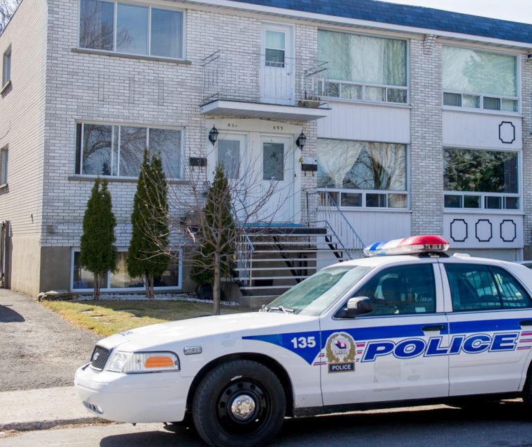 Noyade accidentelle dans Fabreville Il semble qu'un malaise serait à l'origine du triste incident. (Photo TC Media - Vincent Graton)
