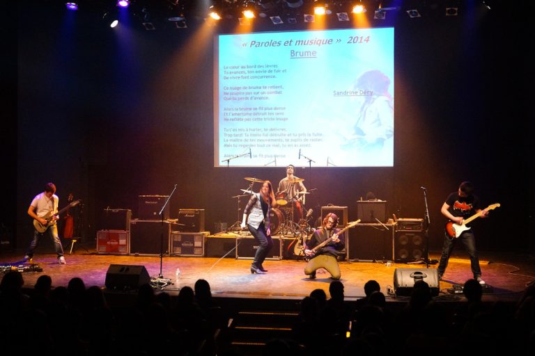 Les textes d’élèves ont été mis en musique et interprétés par les musiciens du Studio de la relève, lors du dévoilement des lauréats de l’école Curé-Antoine-Labelle, le 15 avril.