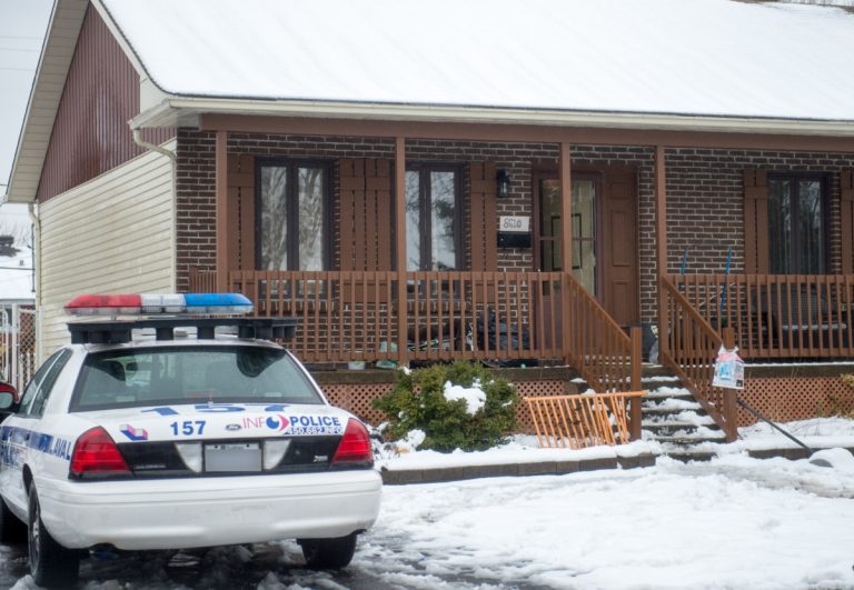 Une perquisition dans le secteur Saint-François et dans une municipalité de Lanaudière comprendrait des ramifications d'envergure. (Photo TC Media - Vincent Graton)