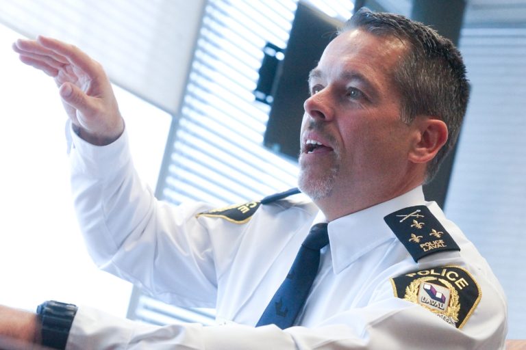 Quatre mois après sa nomination, Pierre Brochet a présenté son premier bilan à titre de chef du Service de police de Laval, alors qu'on constate que la violence est en baisse, malgré les cinq meurtres survenus sur le territoire lavallois en 2013. (Photo: Mario Beauregard) 