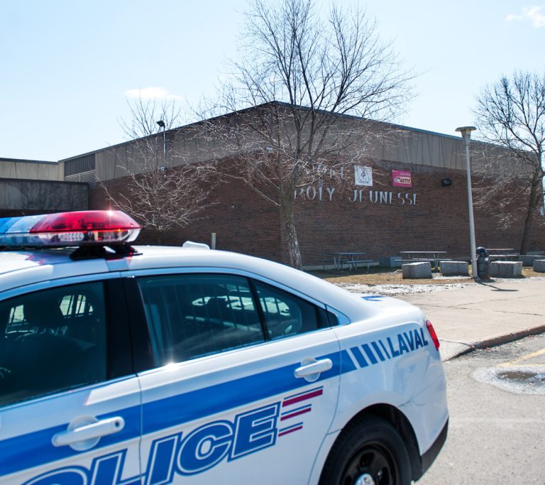 De nouveaux incendies criminels Les policiers ont dû intervenir à l'école Poly-Jeunesse, à la suite d'un appel à la bombe.