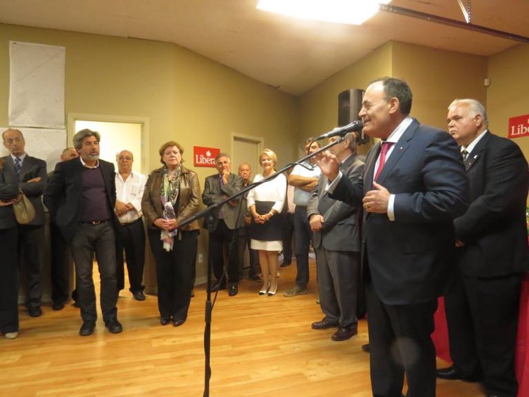 Fayçal El-Khoury inaugure son bureau de campagne électoral Fayçal El-Khoury a procédé à l'ouverture de son local devant ses militants libéraux de Laval—Les Îles.