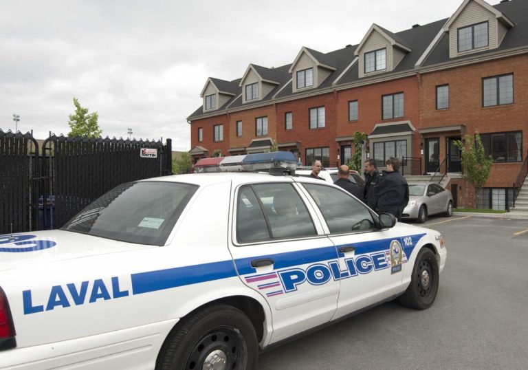 Deux personnes arrêtées à Sainte-Dorothée Deux personnes ont été arrêtées à Sainte-Dorothée, le 2 juin, pour trafic de stupéfiants. (Photo: Alarie Photos)