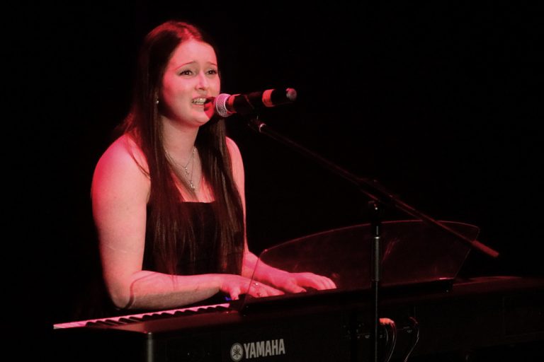 Amélie Gaudreau est l'une des participantes de Secondaire en spectacle