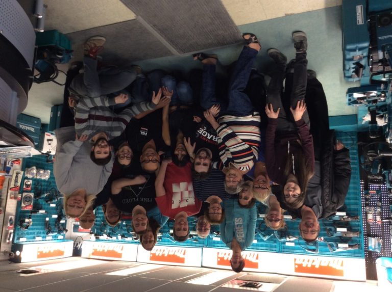 Service d’outils FGL, une entreprise familiale de troisième génération La sympathique équipe de FGL vous accueille toujours avec le sourire!