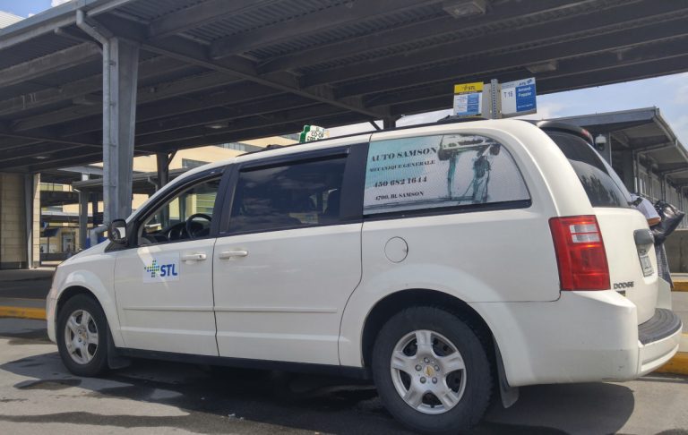 Les départs de ce taxi collectif gratuit appelé T17 sont aux 20 minutes. (Photo gracieuseté)