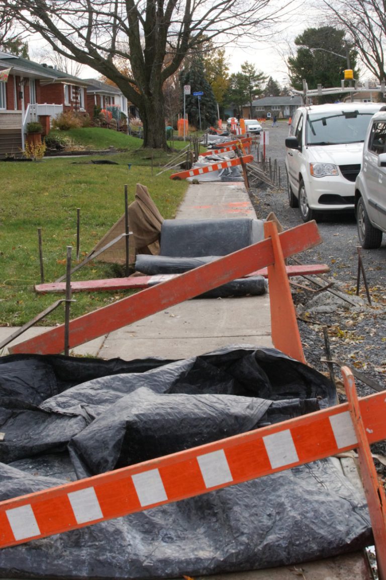 Plusieurs travaux sont en cours dans le quartier Sainte-Rose, notamment sur la rue du Plateau-Ouimet.
