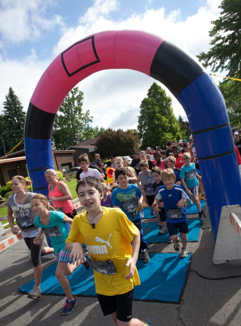 1-2-5 partez! L’école Val-des-Arbres a organisé «1-2-5 partez!», une course de quartier, le 9 juin.