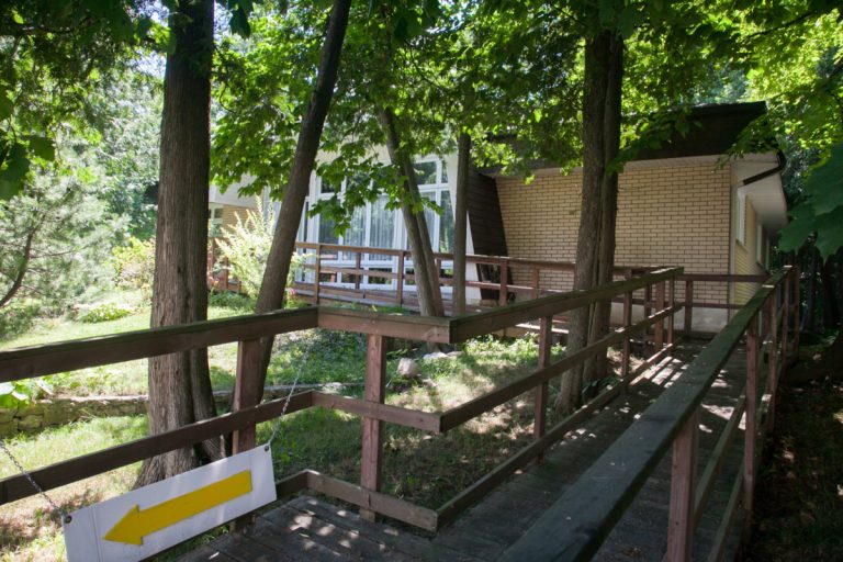 Maison Val-des-Bois: fermeture repoussée au 1er octobre L’ouverture de la Maison Val-des-Bois sera prolongé jusqu’au 1 octobre.