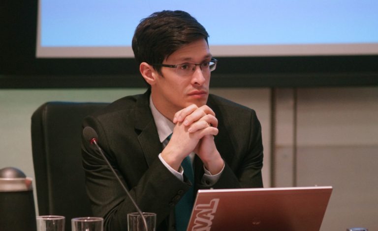 Stéphane Boyer succède à De Cotis Stéphane Boyer, conseiller municipal de Duvernay-Pont-Viau.