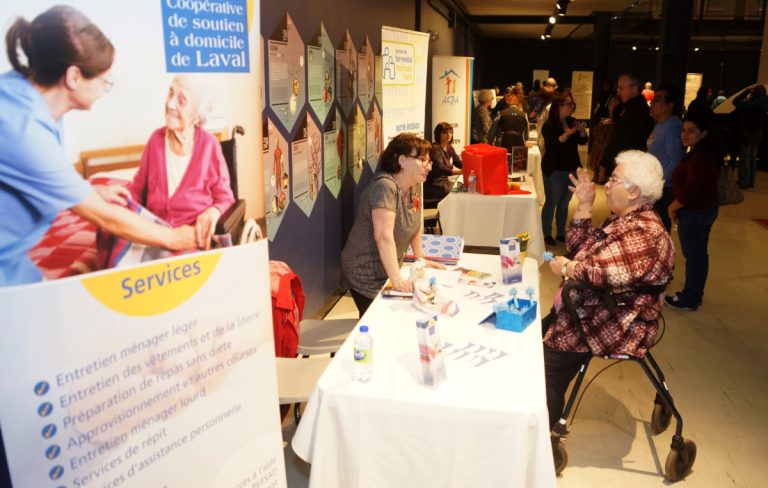 Plus de 170 personnes ont visité le Salon du bénévolat afin de s'informer sur la possibilité de donner du temps.