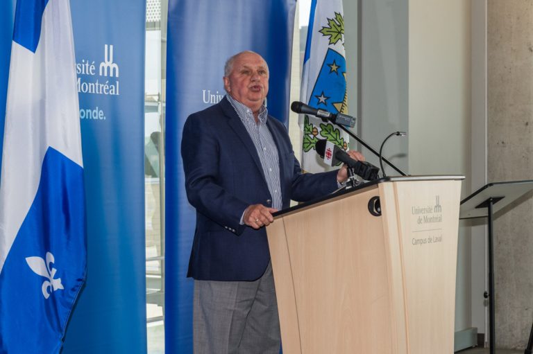 Don historique et nouveau nom de pavillon «Guy Joron est trop avisé pour faire un simple don; il a fait un investissement dans l'Université de Montréal», a témoigné son ami Claude Charron.