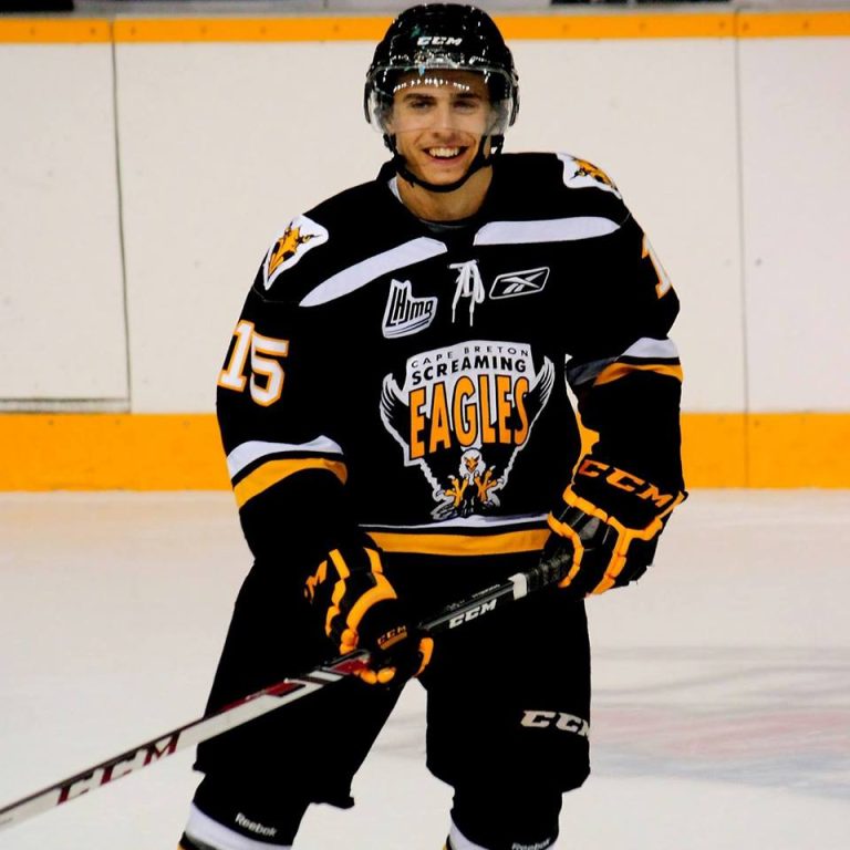 Le Lavallois Phélix Martineau s’entend avec le Rocket Le Lavallois Phélix Martineau s'alignera avec le Rocket la saison prochaine.