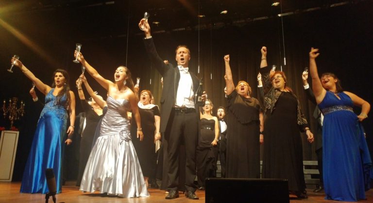 Une croisière pour les 40 ans de l’Opéra bouffe du Québec Depuis cinq ans, l’Opéra bouffe du Québec présente un grand spectacle annuel servant au financement de ses activités et productions.