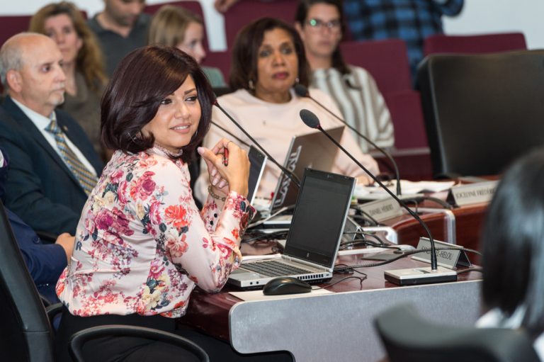 Retour des conseillers Elagoz et El-Helou : majorité pour le maire Demers