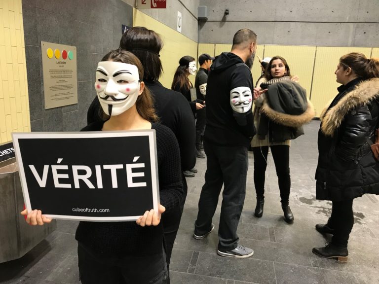 Anonymus s’invite à Laval
