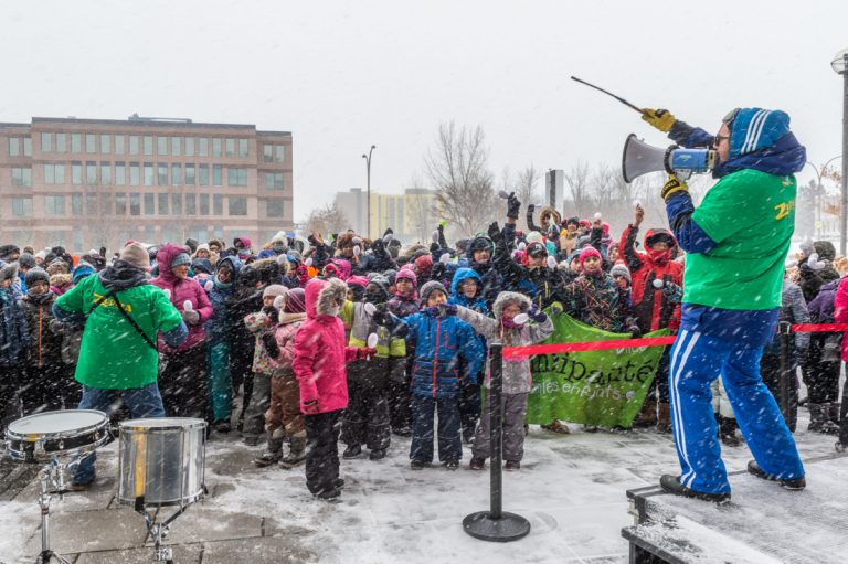 Marche pour les enfants réussie