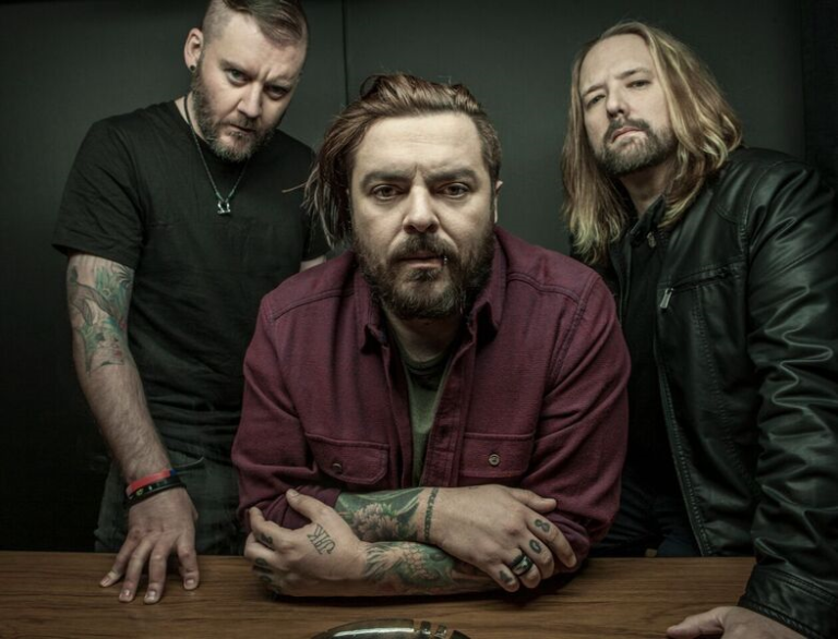 Seether redevient quatuor