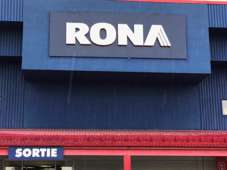 Lowe’s ferme 27 magasins dont celui de Sainte-Rose